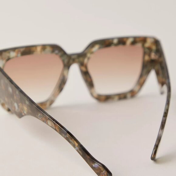 Bel Air Oversized Square Sunglasses - Picture 3 of 4